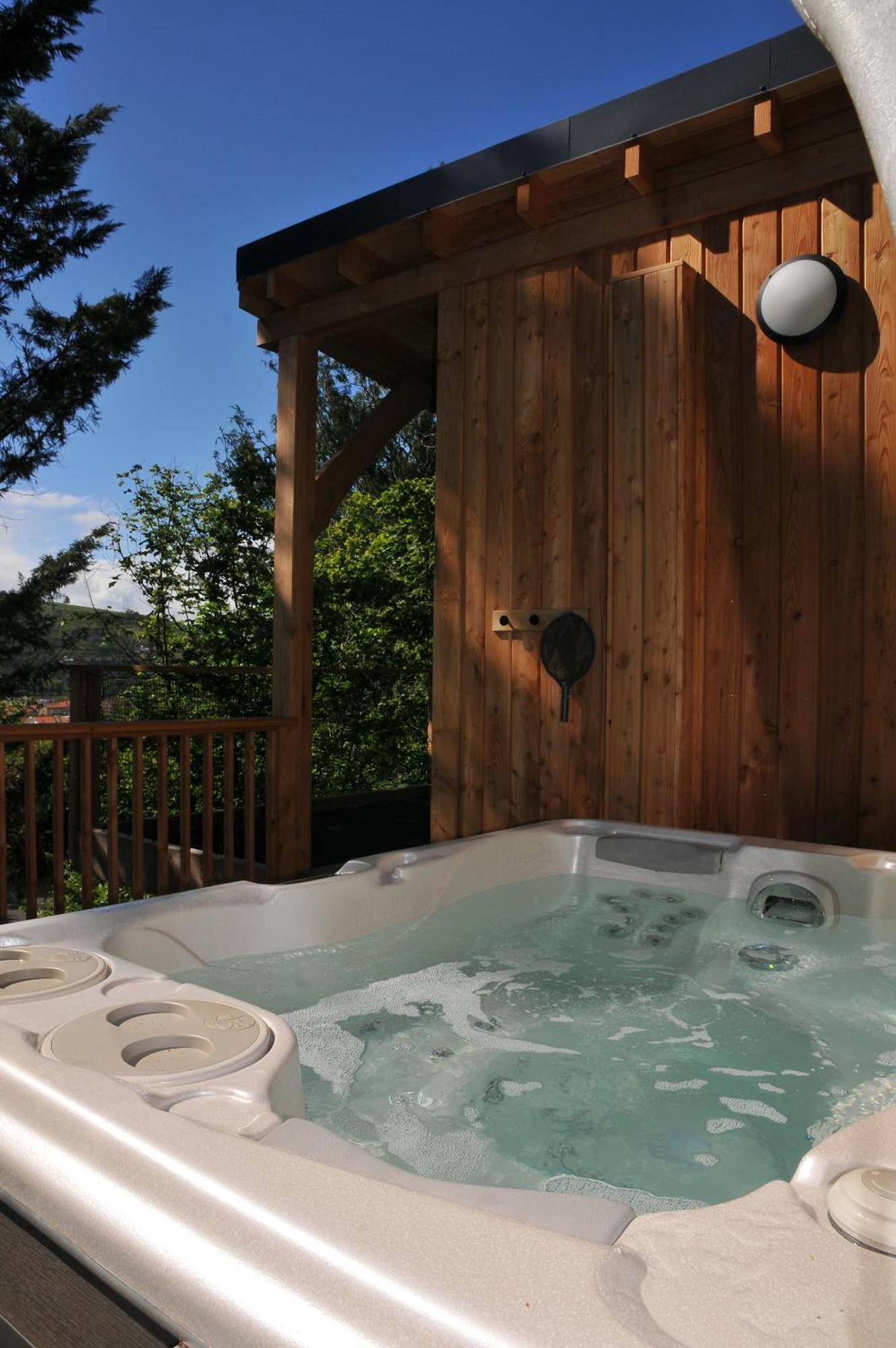 Lodges Arverne Vic-le-Comte Exterior foto