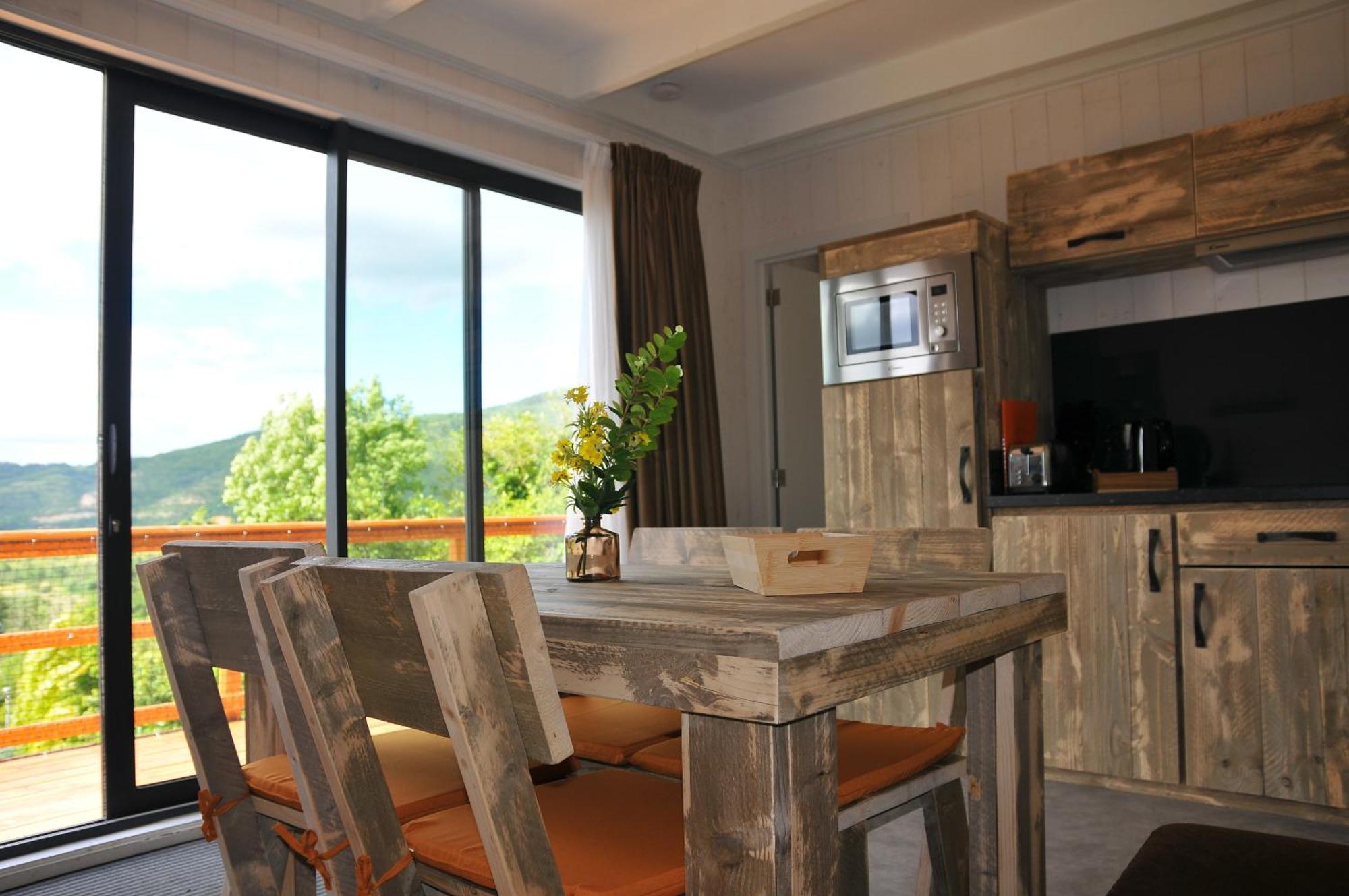 Lodges Arverne Vic-le-Comte Exterior foto