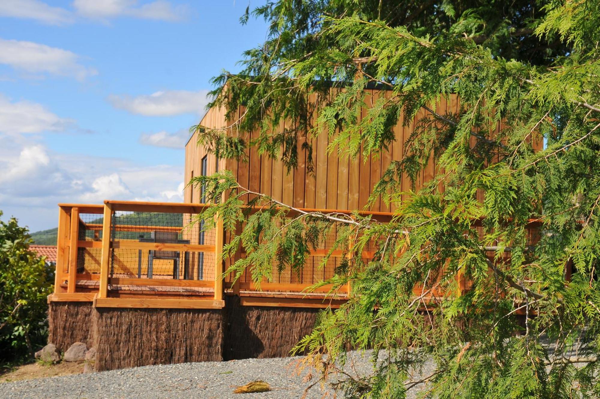 Lodges Arverne Vic-le-Comte Exterior foto